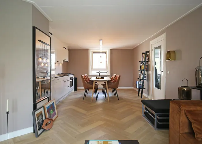 アパート Bright Retreat Near Center & Rai